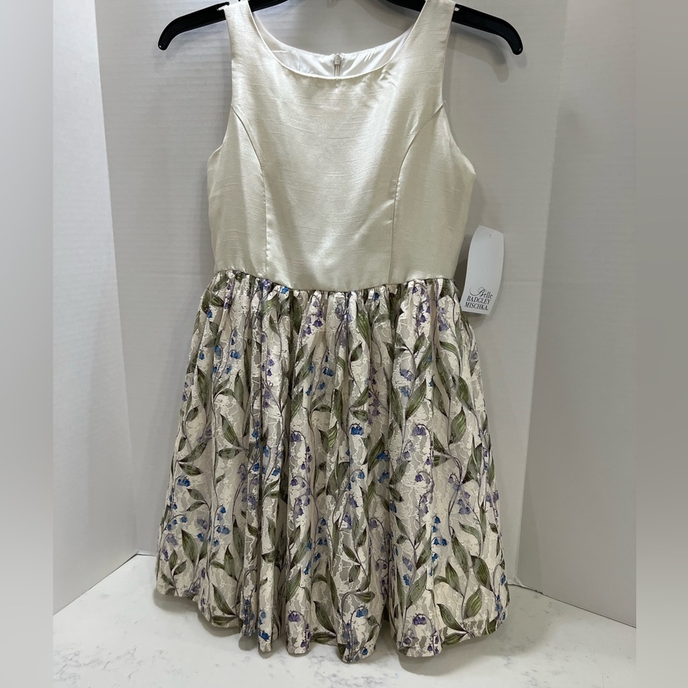 Badgley Mischka Kids Dress in Cream and Blue Floral - Picture 2 of 12